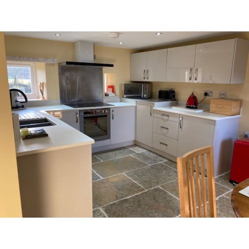 Inch farm fully fitted kitchen